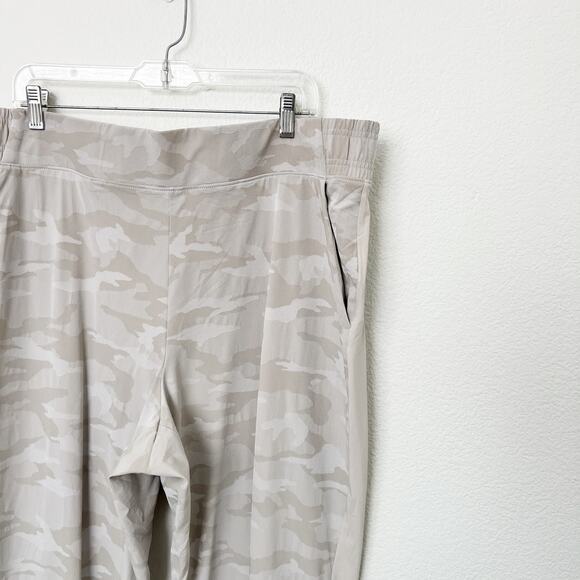 [Athleta] Brooklyn Camo Jogger Pants Abalone Tan Elastic Waist Loungewear - Picture 4 of 11